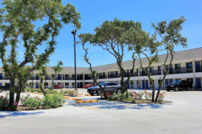 Motel 6-Rockport, TX